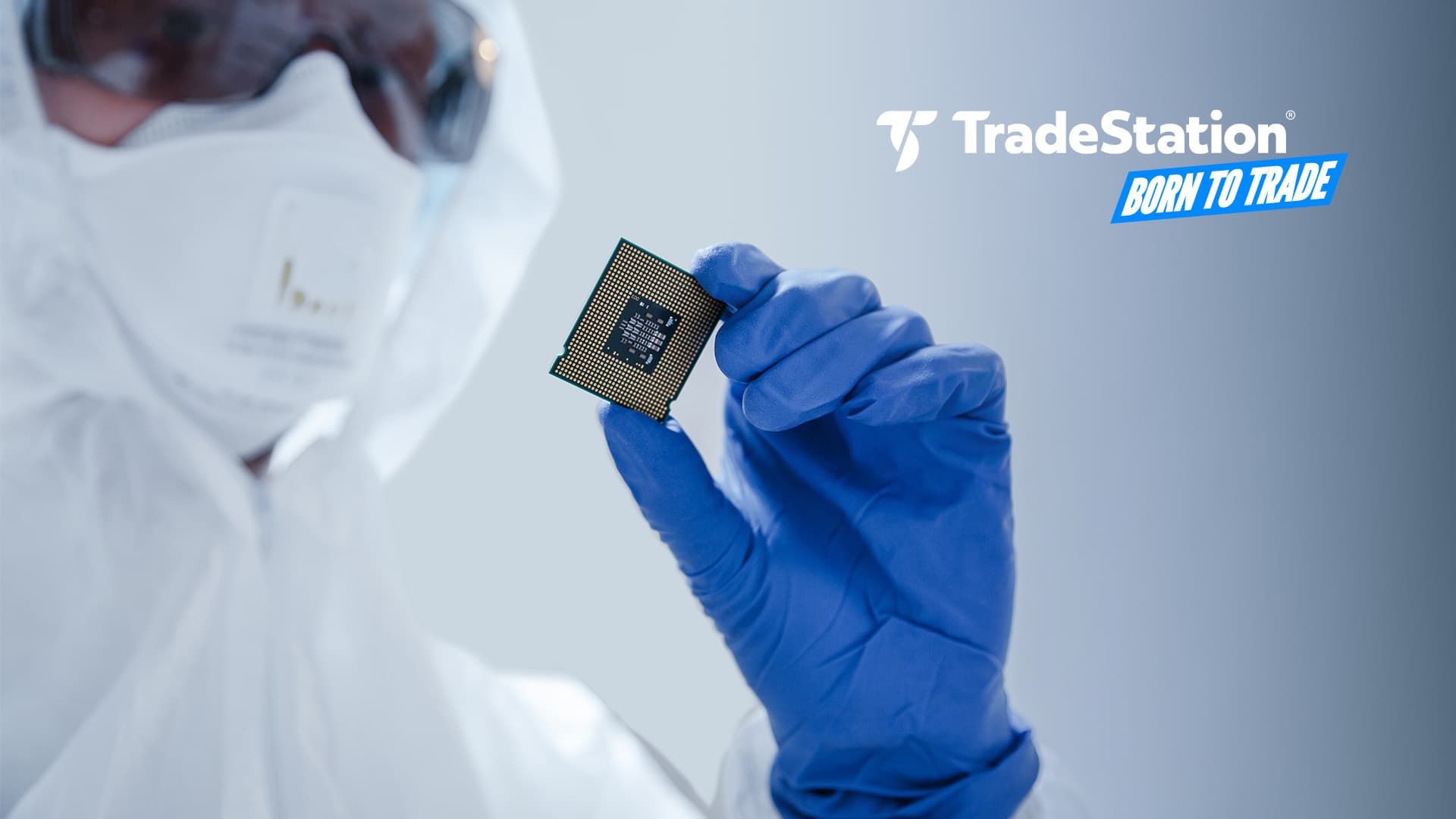 BTT-semiconductor_AdobeStock_385285069.jpg